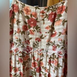 American Eagle Floral Lace Dress